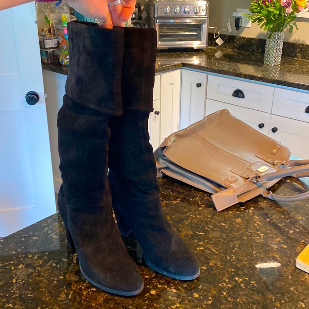 Fabulous Nine West tall black suede boots sz 9